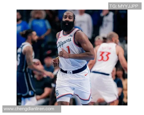 快船更新伤情陈述！2人复出3人仍缺席，哈登莱昂纳德高兴备战